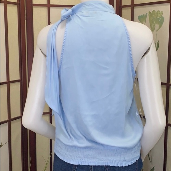 Pretty blue top 💙 - Picture 5 of 6